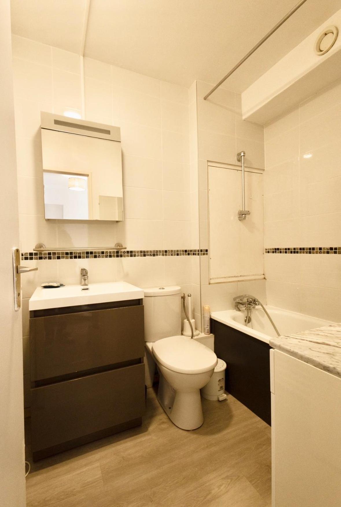 Studio Cabine Les Rives De La Faviere Piscine Et Tennis Les Pieds Dans L'Eau Bormes-les-Mimosas Ngoại thất bức ảnh